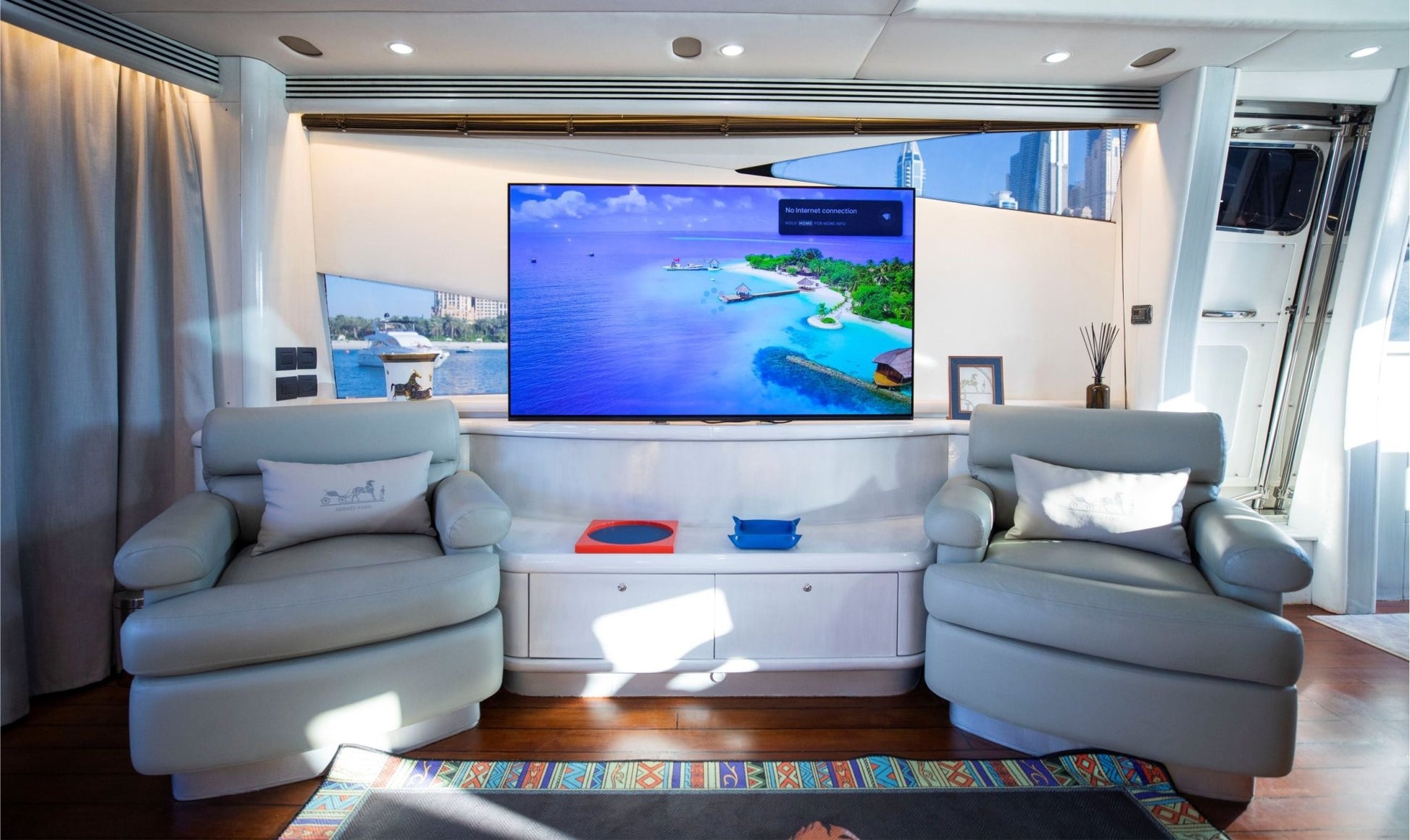 Panther 95ft(29m) 20 Guest Capacity - Flame Travel Dubai