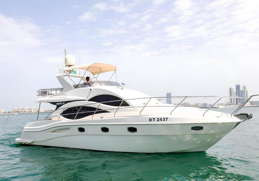 Majesty 50ft(15m) 13 Guest Capacity - Flame Travel Dubai