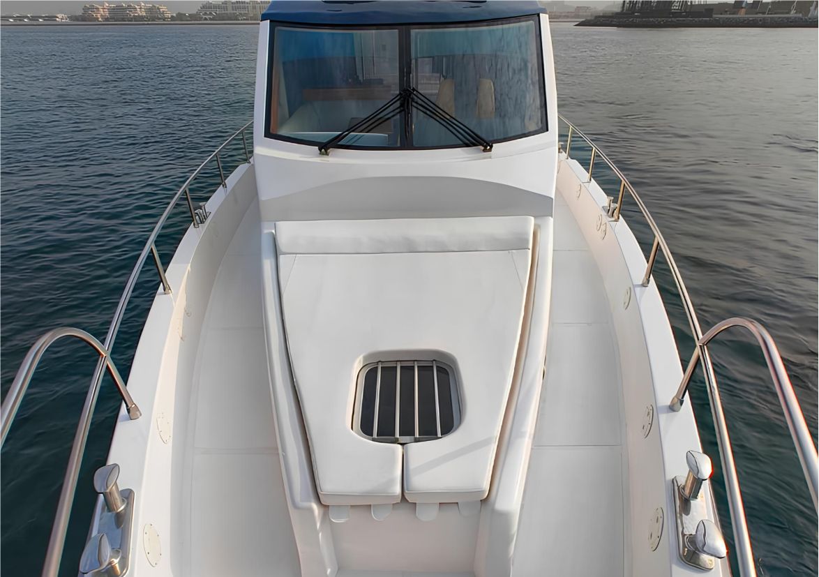 Hamdan 65ft(20m) 23 Guest Capacity - Flame Travel Dubai