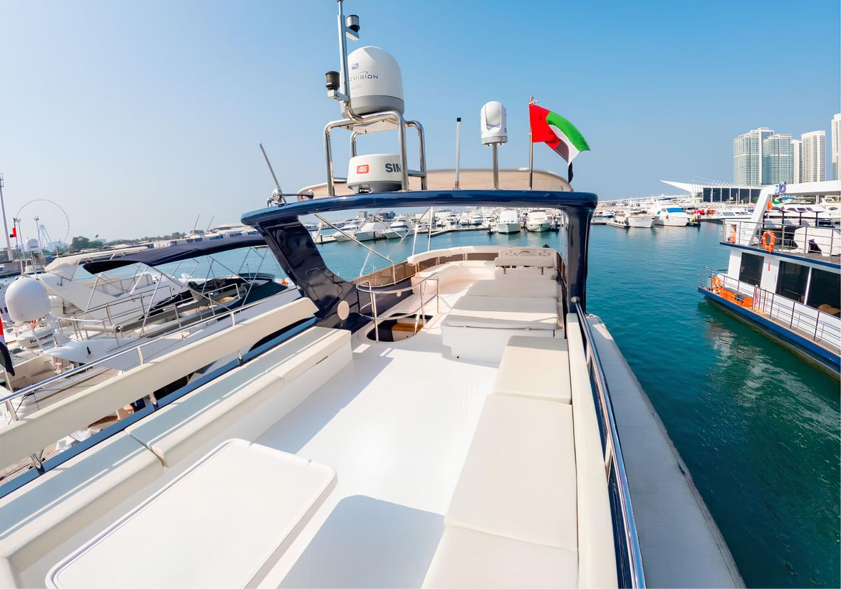 Hamdan 65ft(20m) 23 Guest Capacity - Flame Travel Dubai
