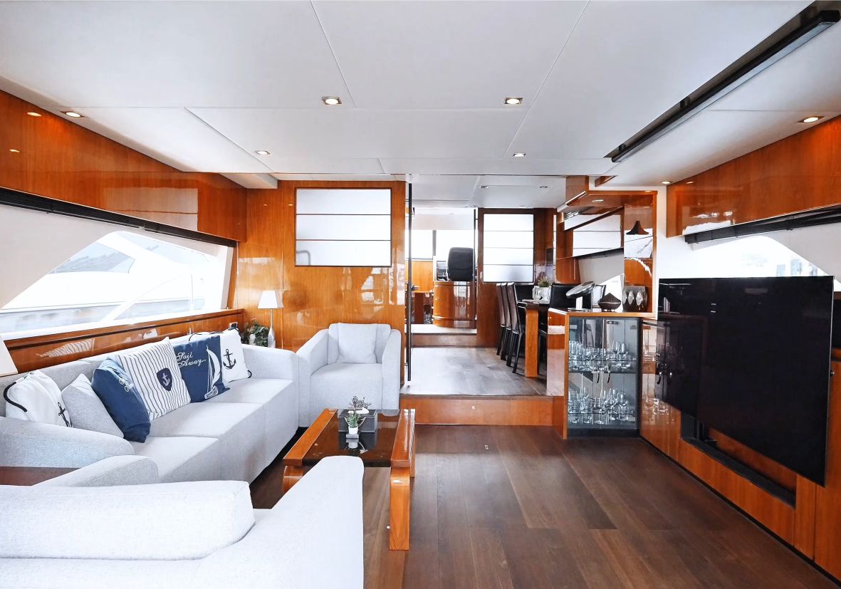 Liberty 80ft(25m) 25 Guest capacity - Flame Travel Dubai