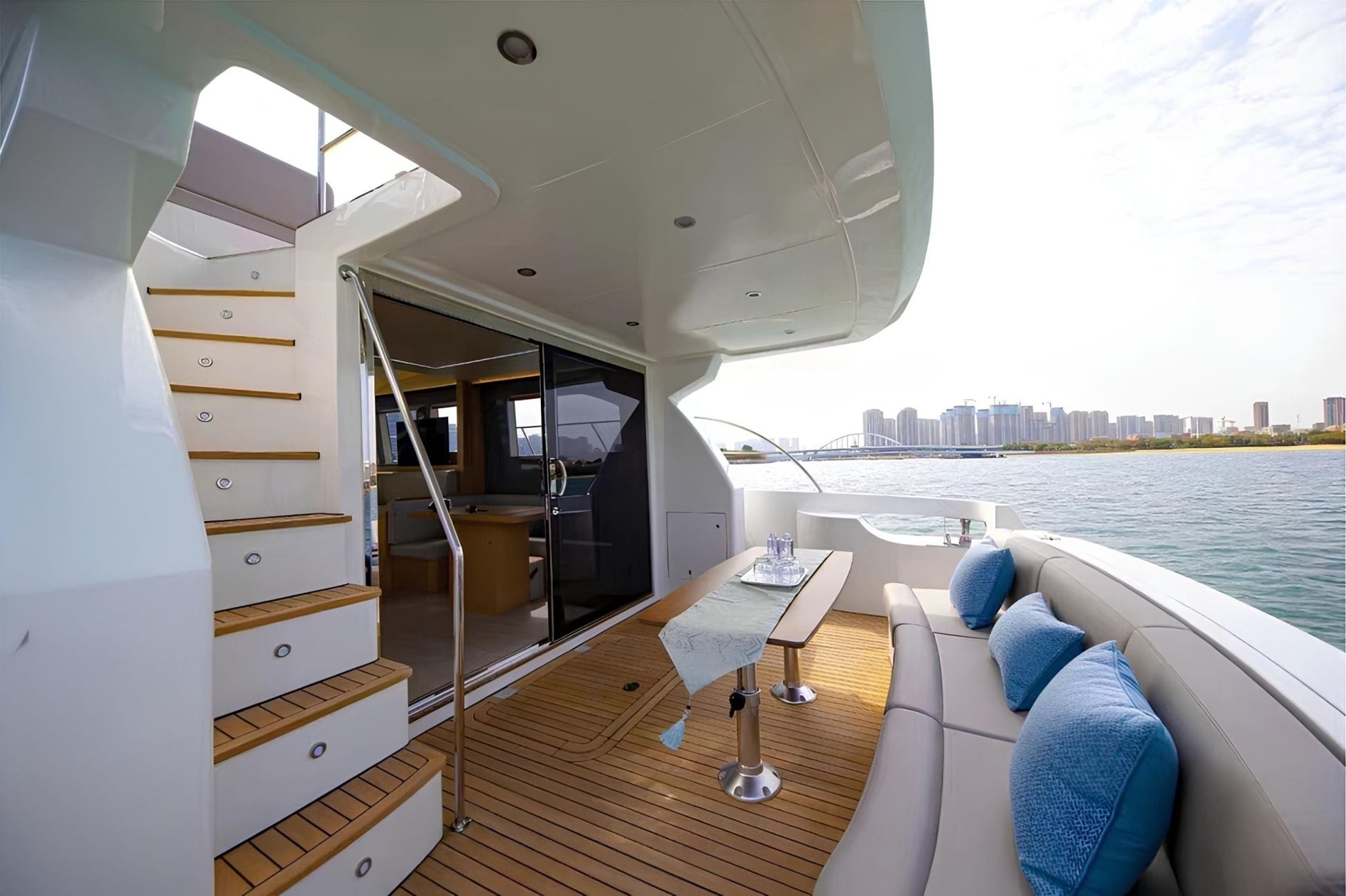 Zia,Rio,Ava 52ft(16m) 15 Guest Capacity - Flame Travel Dubai